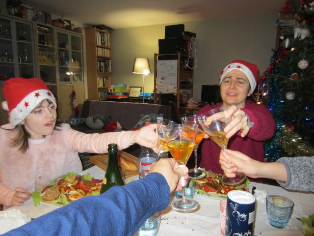 2019-12-24-20-58-45_canon-ixus-220hs.jpg