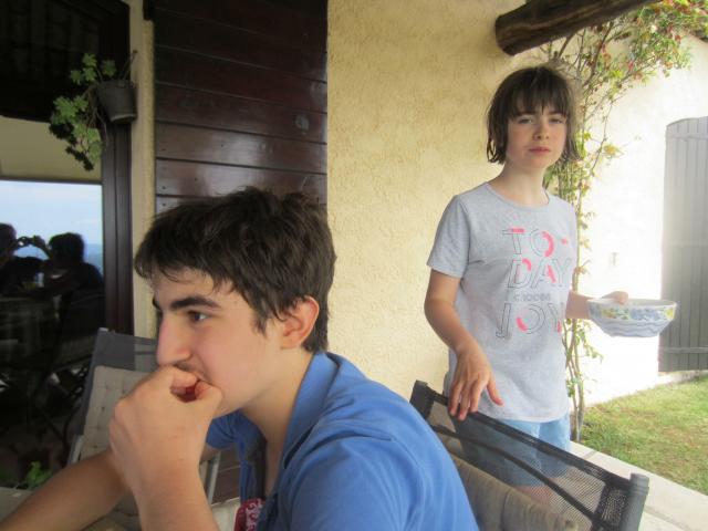 2020-07-17-12-46-30_canon-ixus-220hs.jpg
