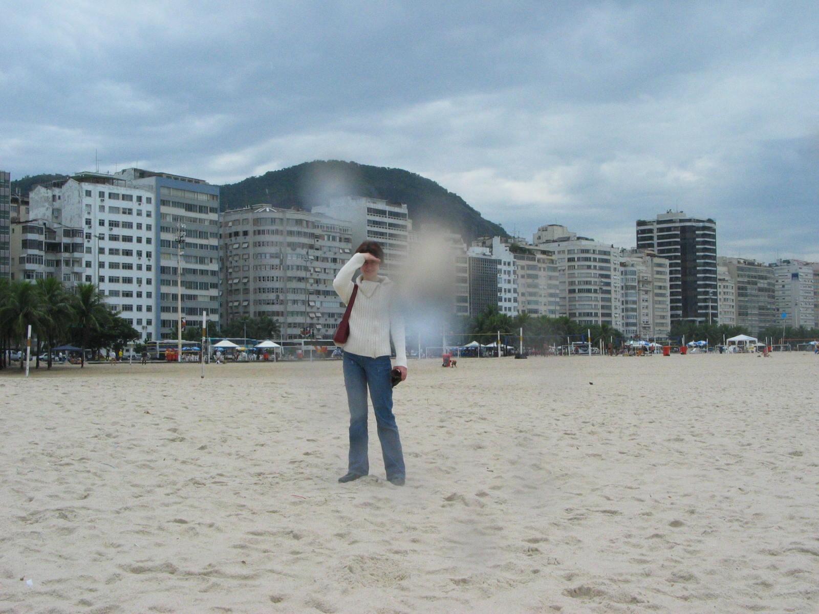 Vue sur les nombreux hôtels de la plage, dommage il pleut...