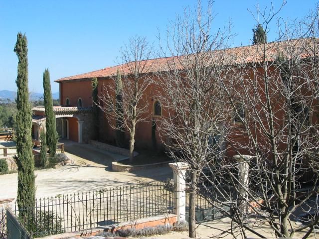 Les écuries - batiment le manège