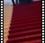 Dans les marches...oouuuuh!...